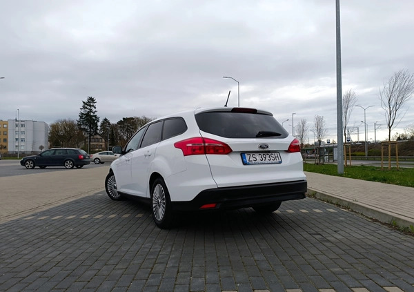 Ford Focus cena 28500 przebieg: 270000, rok produkcji 2018 z Szczecin małe 56